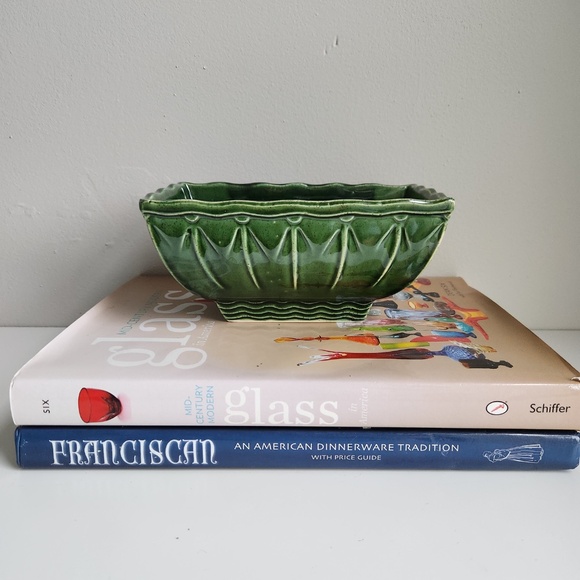 Vintage MCM Green McCoy Pottery Rectangular Planter Vase - Picture 2 of 8